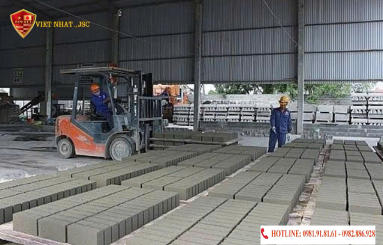 VIỆT NHẬT TIÊN PHONG TRONG CÔNG NGHỆ XÂY DỰNG XANH VỚI SẢN PHẨM MÁY ÉP GẠCH KHÔNG NUNG TẠI VIỆT NAM